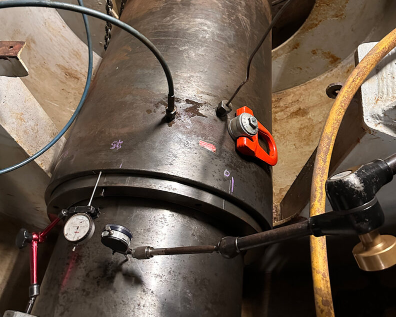 Dismounting the coupling on intermediate shaft