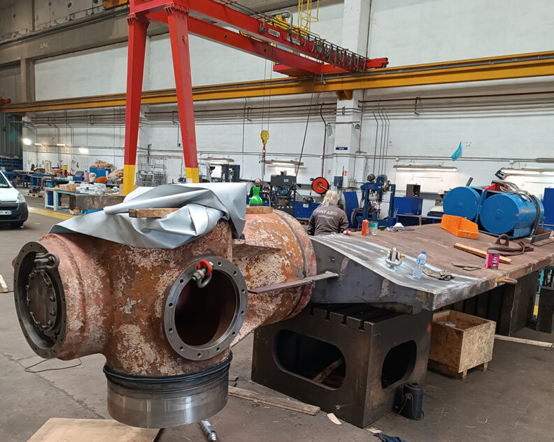 Replacement of bearings and seals of the stabilizer in the hall